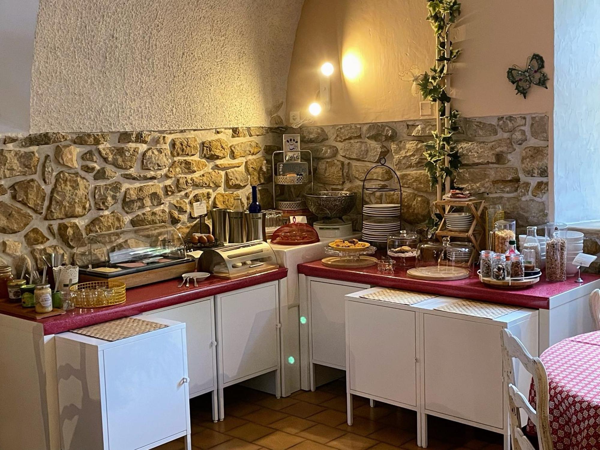 Le Manoir Du Raveyron Hotel Vallon-Pont-dʼArc Eksteriør billede