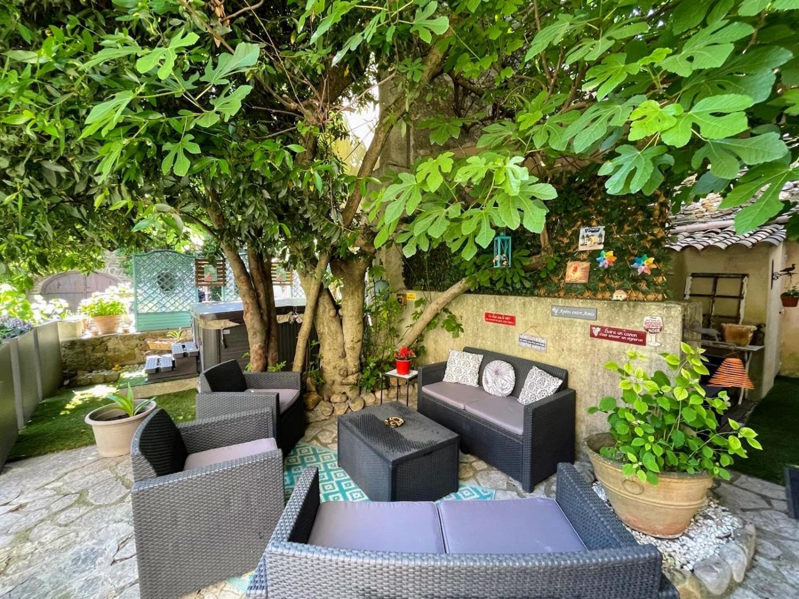 Le Manoir Du Raveyron Hotel Vallon-Pont-dʼArc Eksteriør billede