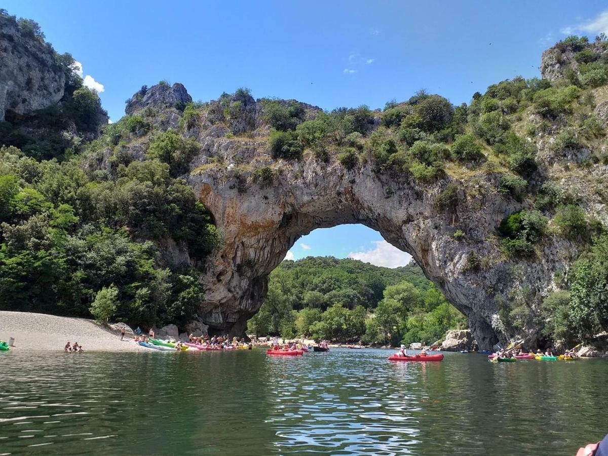 Le Manoir Du Raveyron Hotel Vallon-Pont-dʼArc Eksteriør billede